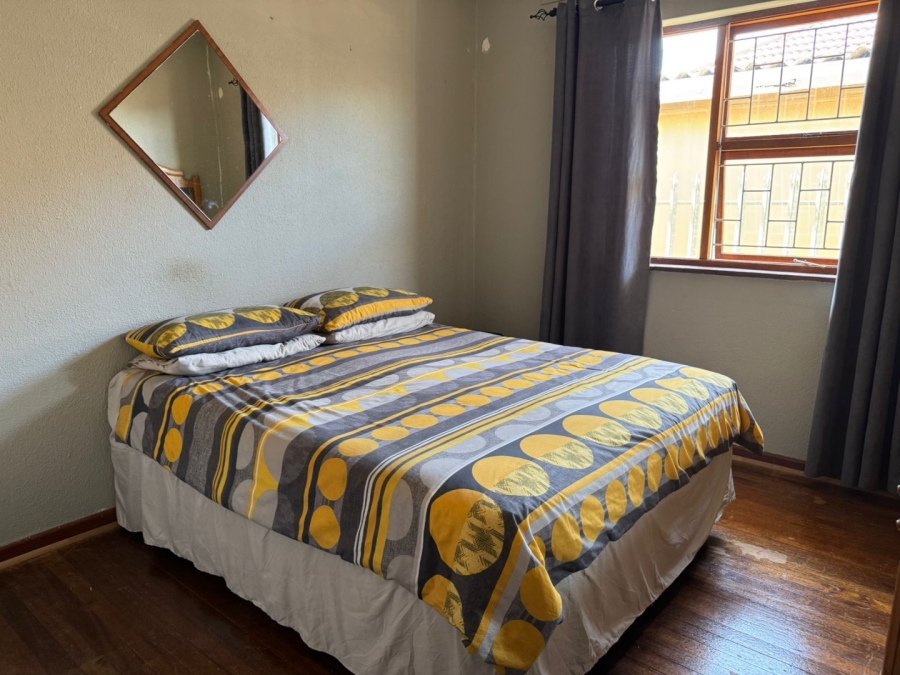 4 Bedroom Property for Sale in Glenlilly Western Cape